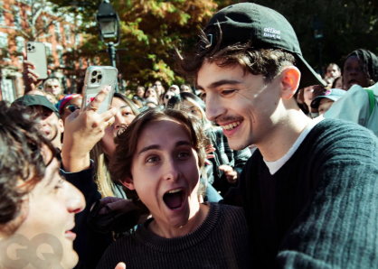 The real Chalamet Poses With Fans